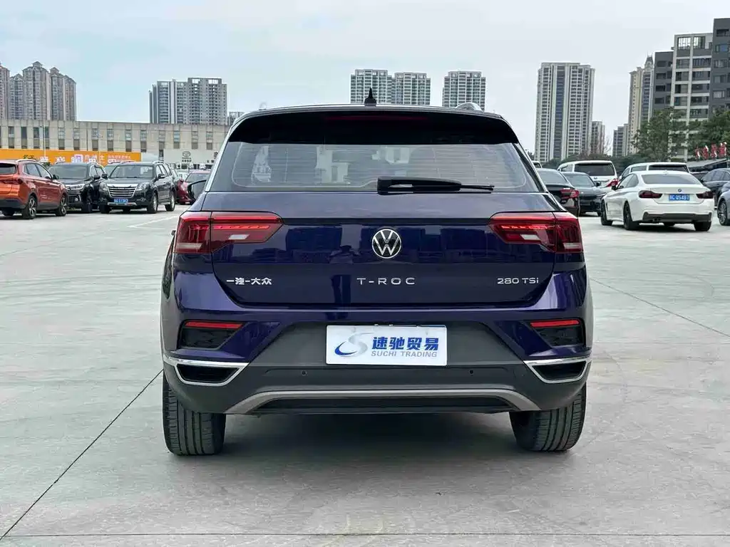 Volkswagen T-Roc 2022 280TSI DSG PLUS