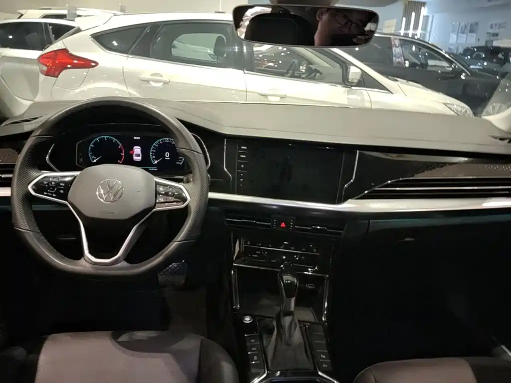Volkswagen Passat — миниатюра 10