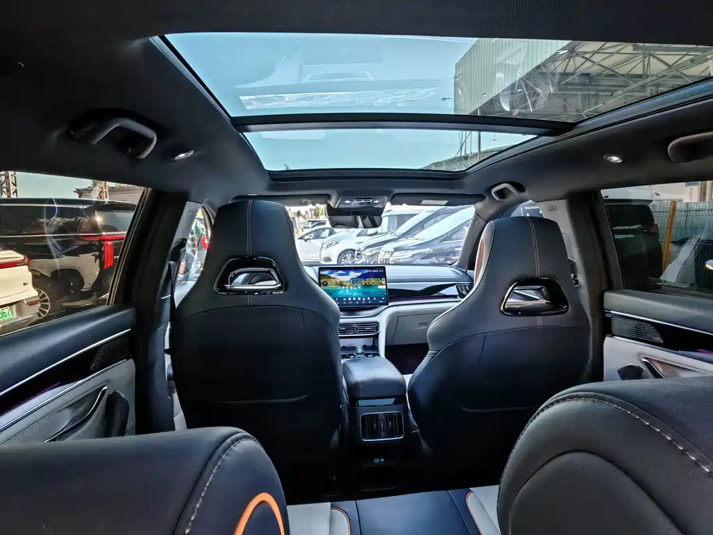 BYD PLUS New Energy — миниатюра 17