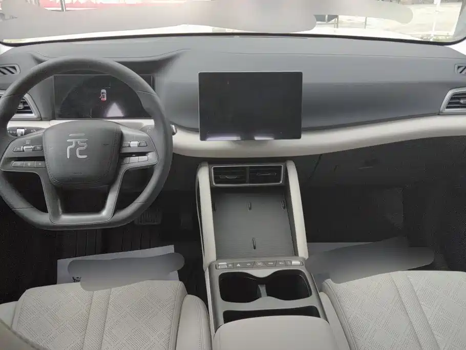 BYD Yuan UP — миниатюра 12