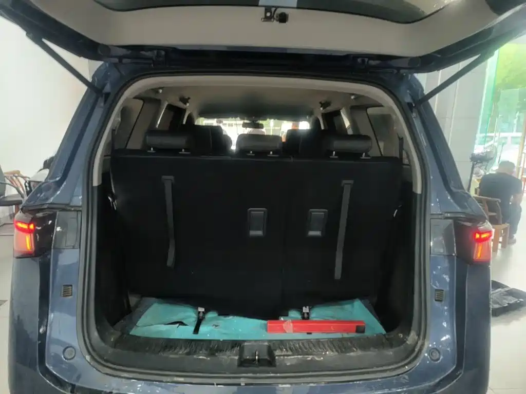 Wuling Jiachen — миниатюра 19
