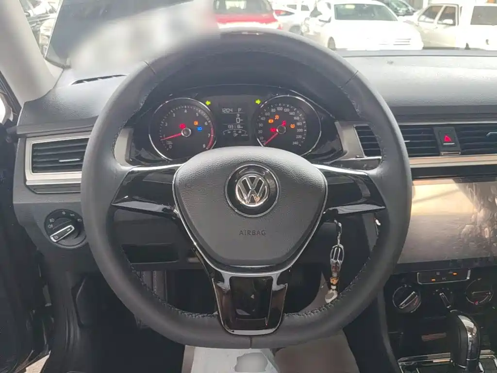 Volkswagen Bora — миниатюра 11