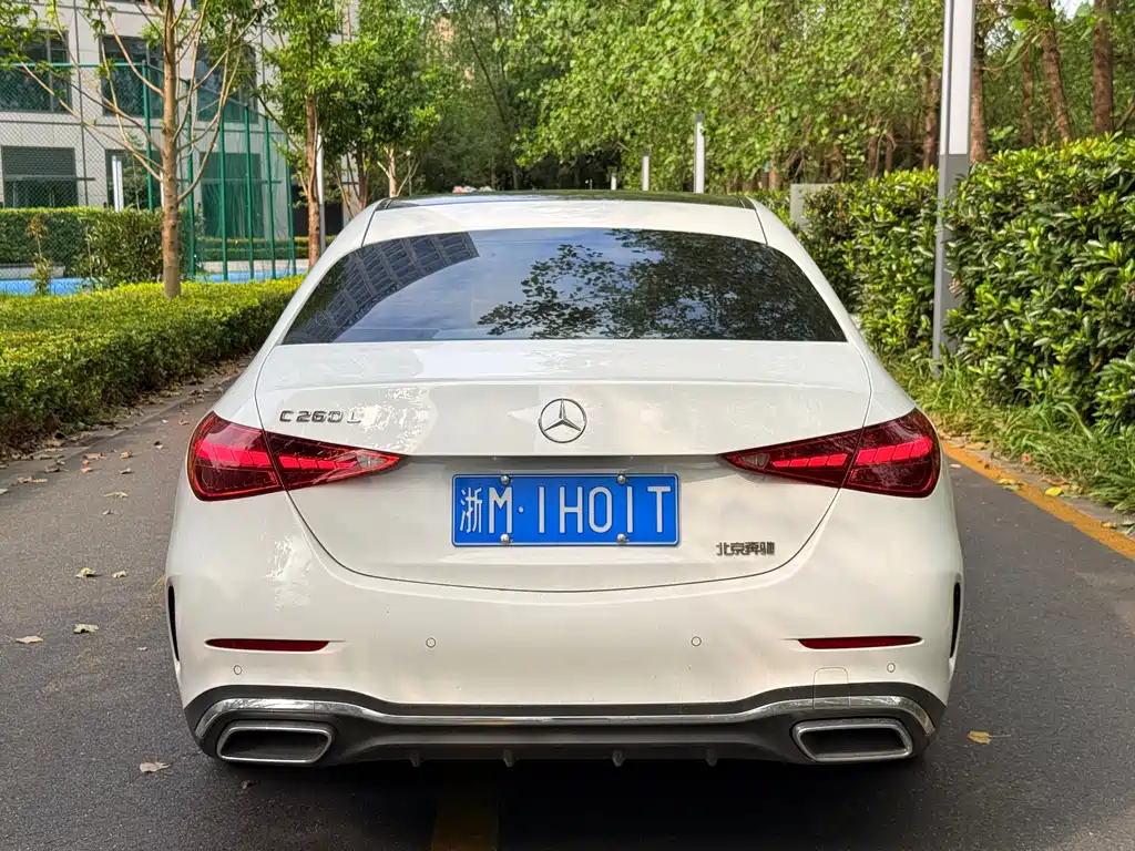 Mercedes-Benz C-Class — миниатюра 4