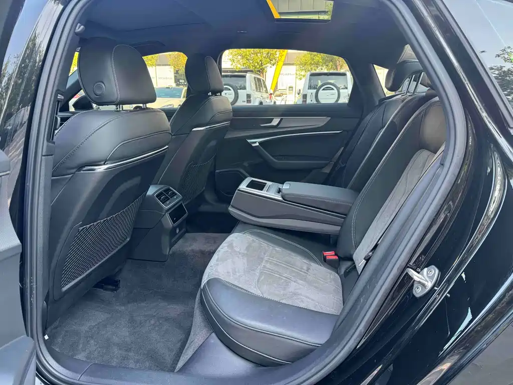 Audi A6L — миниатюра 14