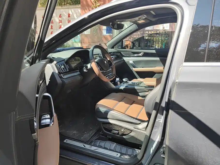 BYD Tang New Energy — миниатюра 9