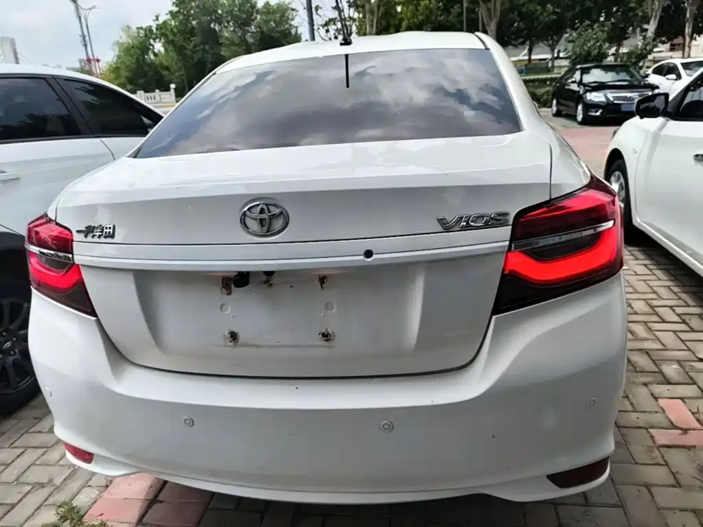 Toyota Vios — миниатюра 6