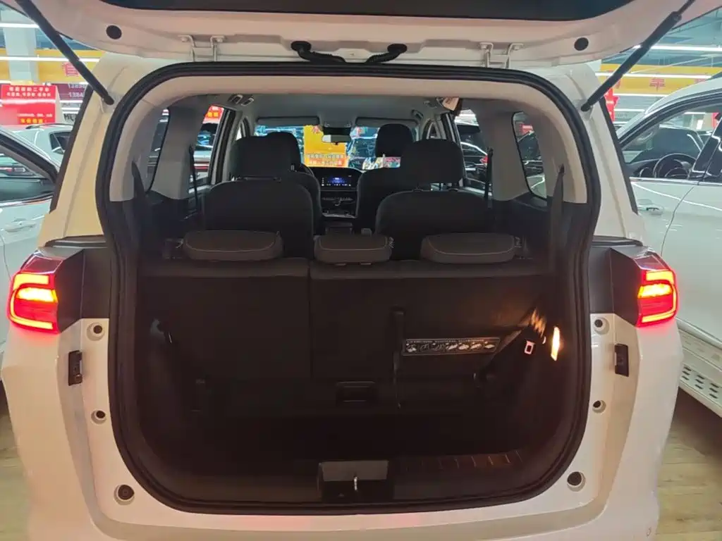 GAC Motor Trumpchi M6 — миниатюра 19