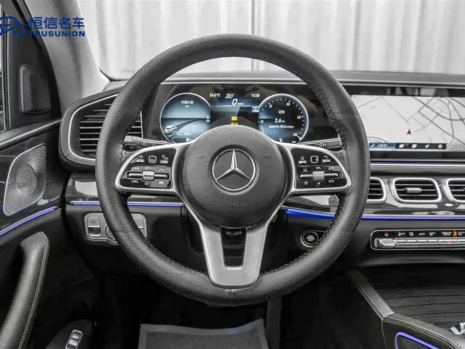 Mercedes-Benz GLE (Import) — миниатюра 17