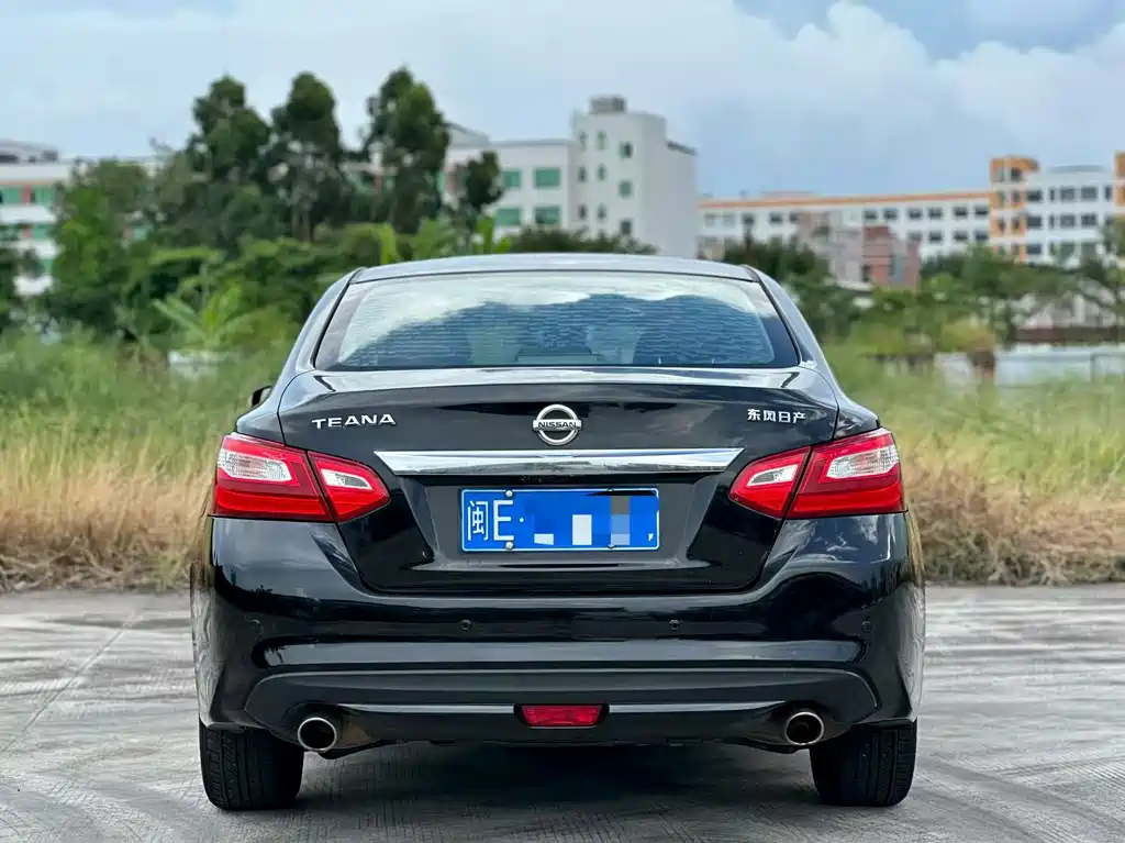 Nissan Teana — миниатюра 8