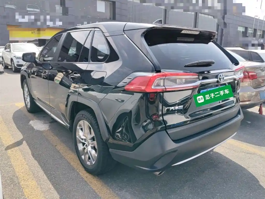 Toyota Wildlander 2022 2.0L CVT Luxury PLUS
