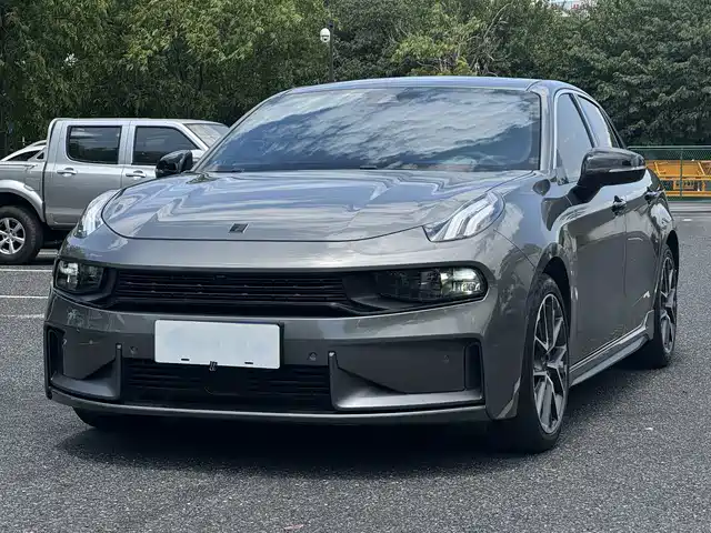 2022 Lynk & Co 03