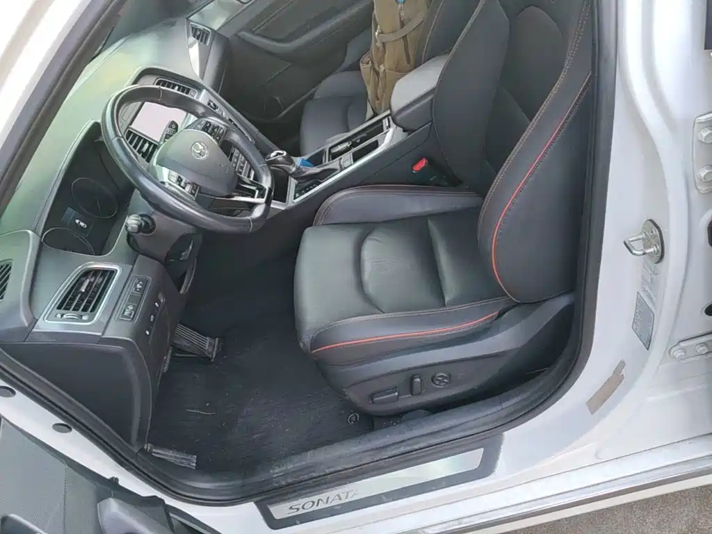 Hyundai Sonata — миниатюра 15