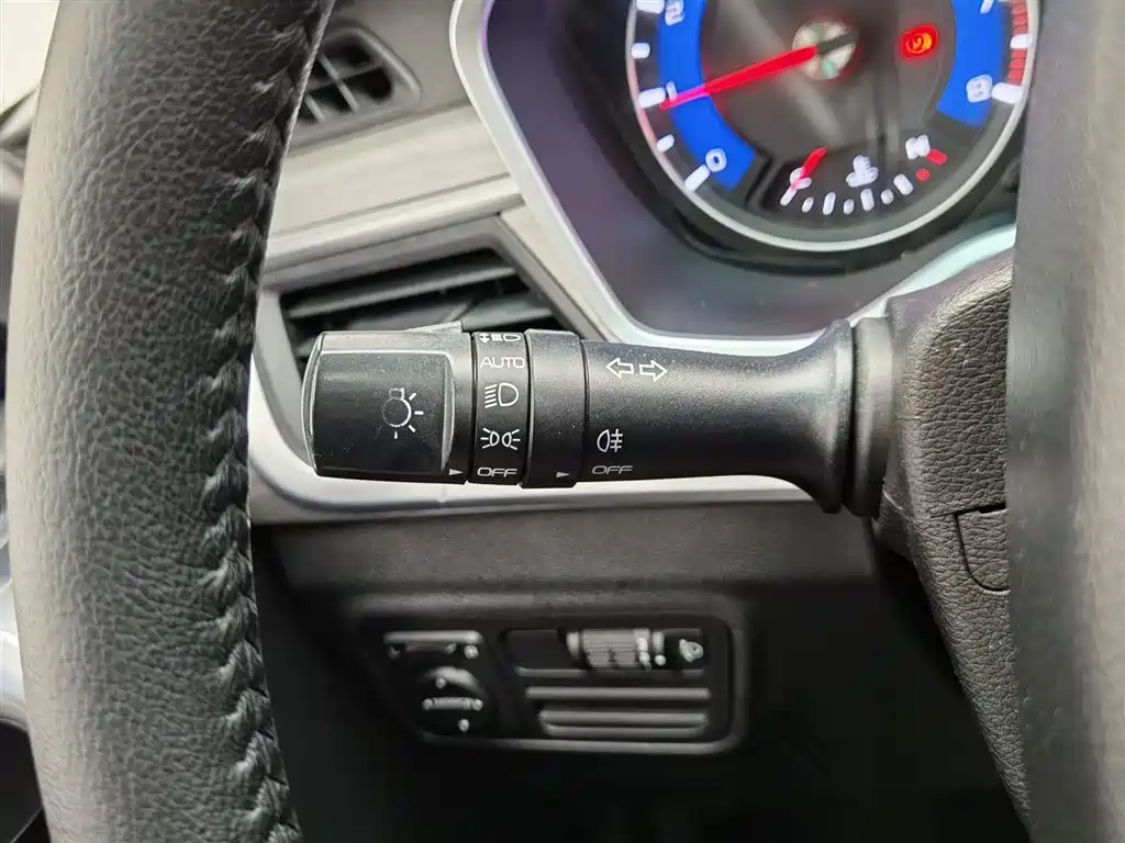 Geely Vision X3 — фотографии объявления, Фото 21