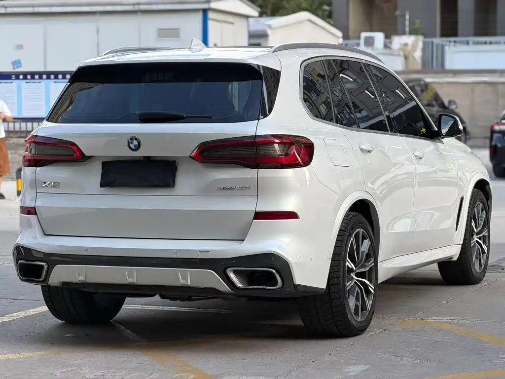 BMW X5 (Import) — миниатюра 5