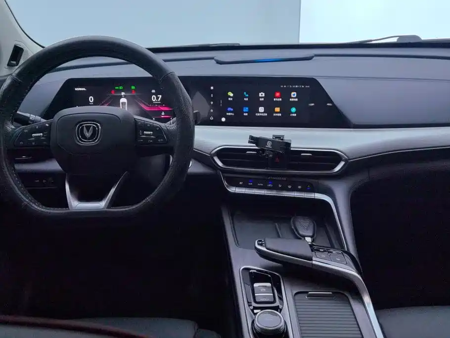 Changan UNI-T — миниатюра 12