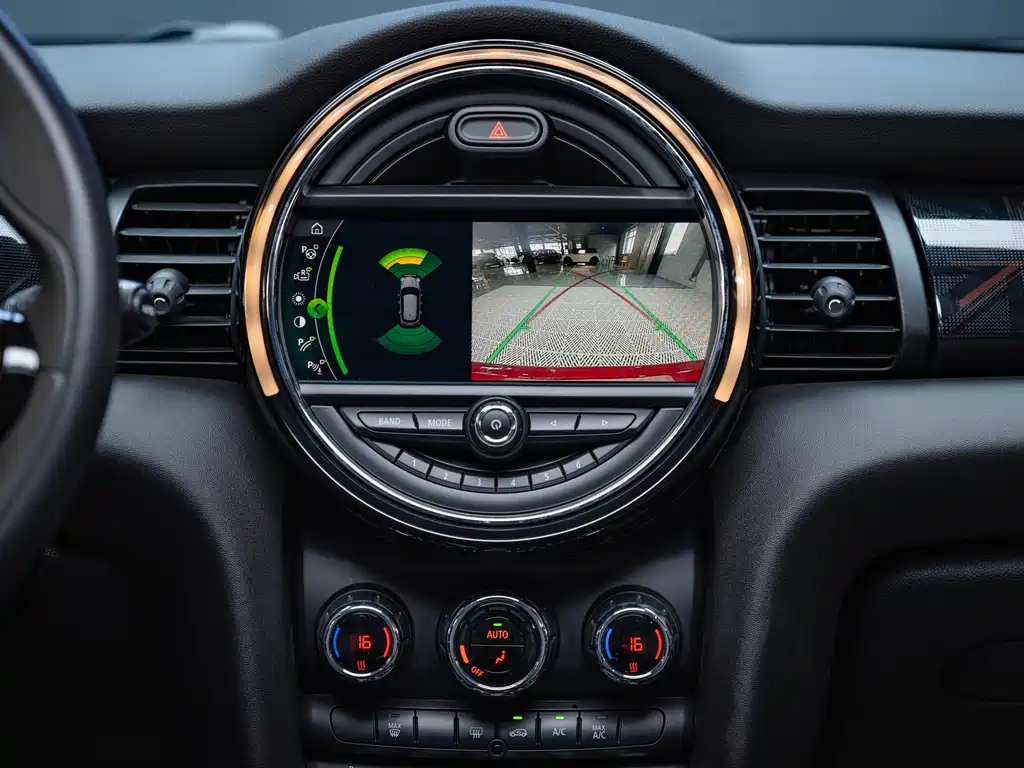 MINI Mini — миниатюра 11