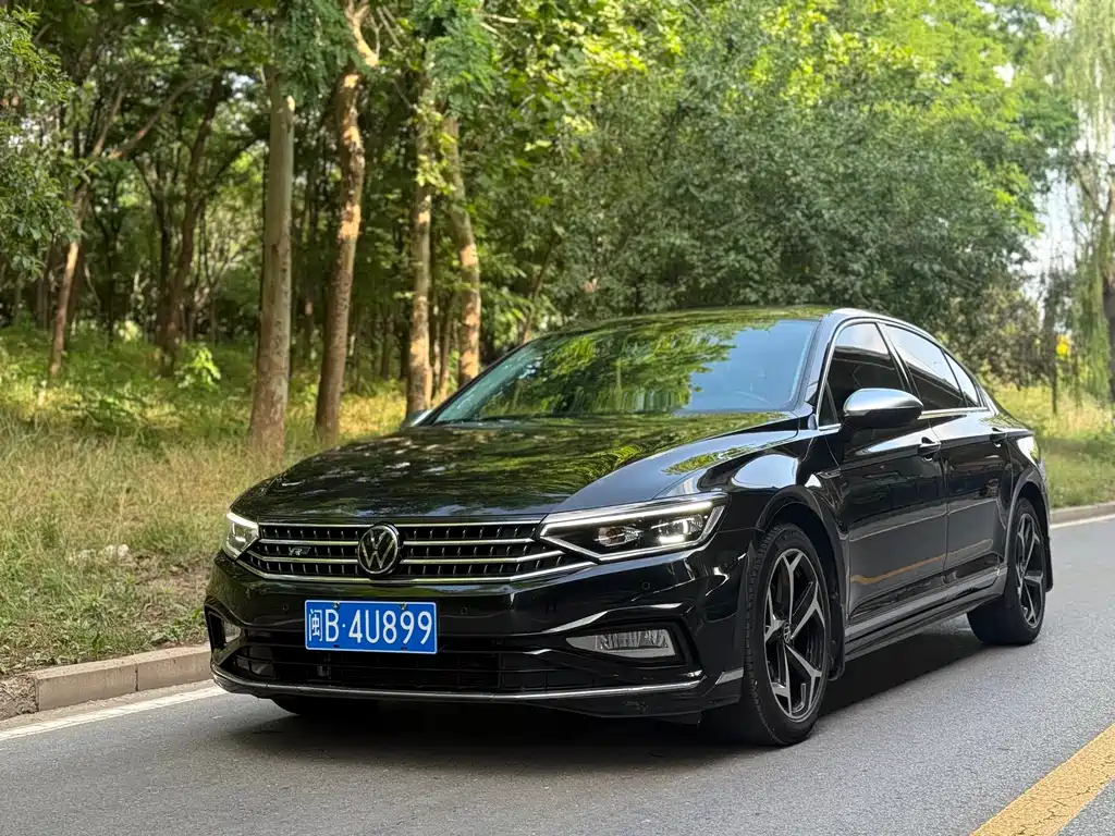Купить Volkswagen Magotan