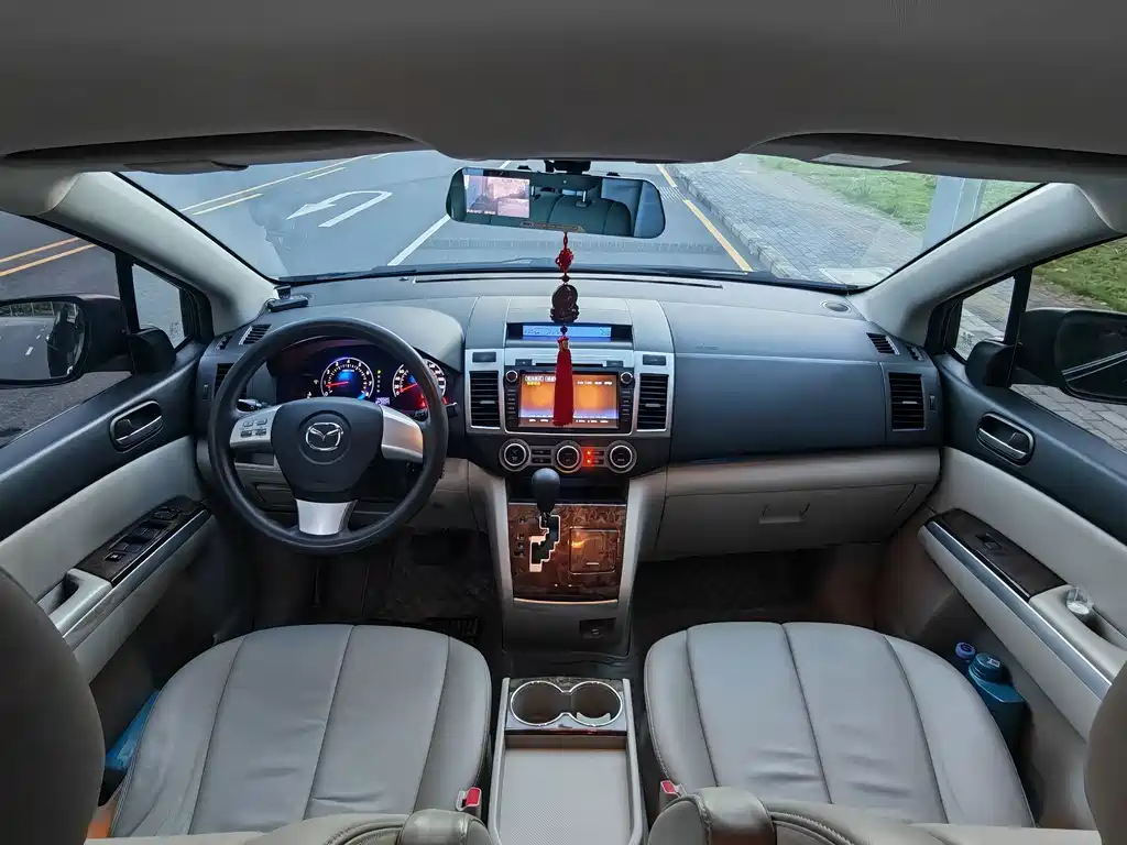 Mazda 8 — миниатюра 9