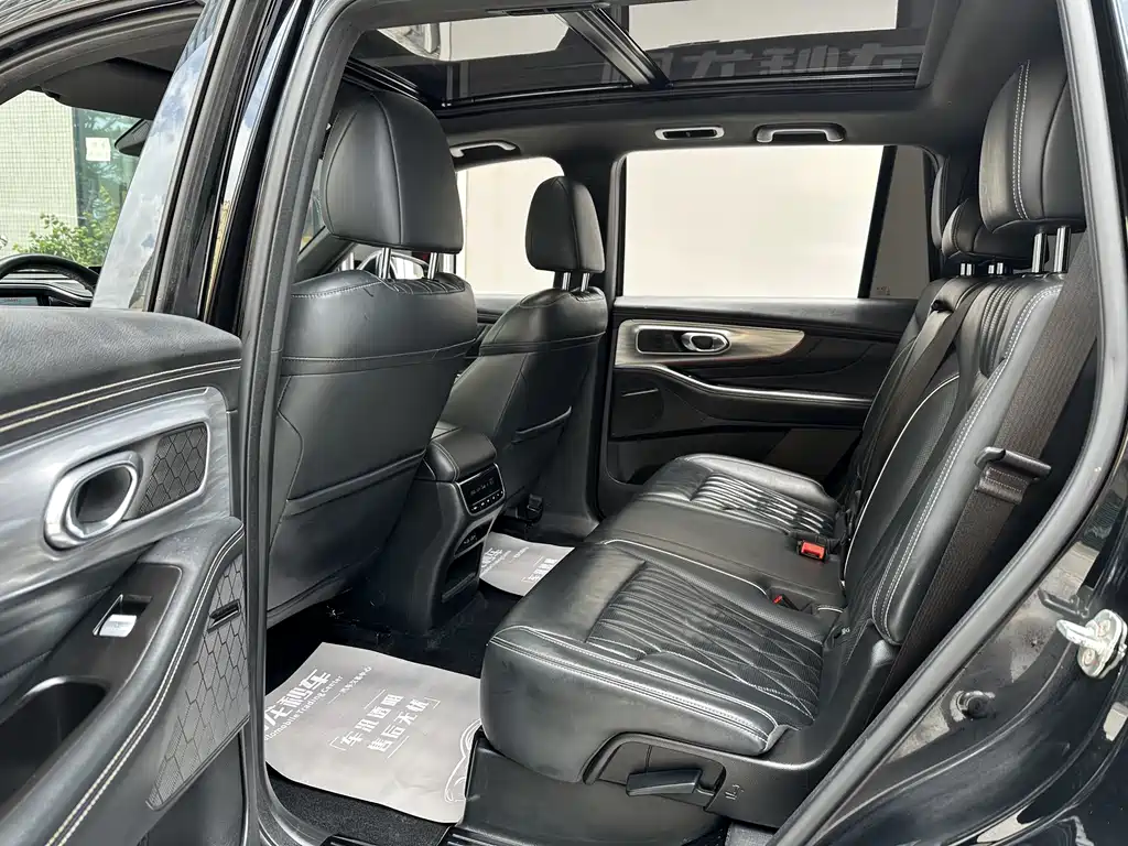 GAC GS8 2022 2.0TGDI Luxury Smart Connect ( мест)