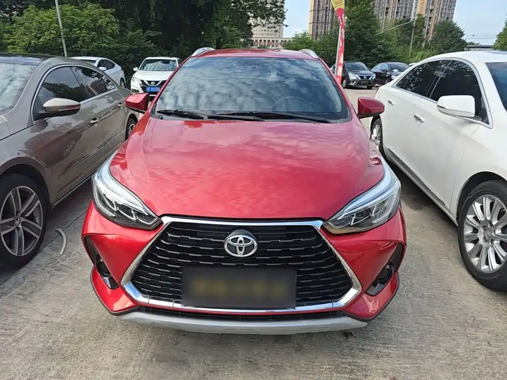 Toyota Yaris L — миниатюра 3