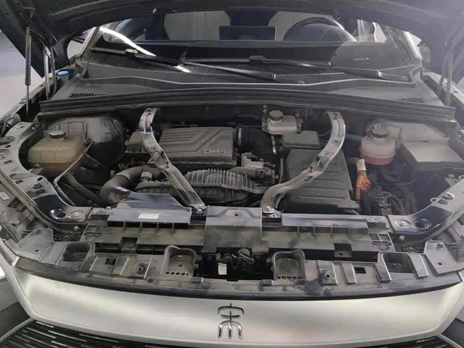 BYD PLUS New Energy — миниатюра 10