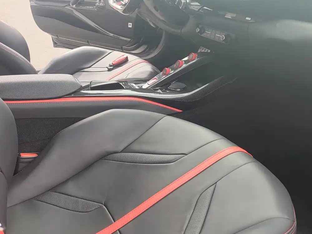 Ferrari 812 — миниатюра 9