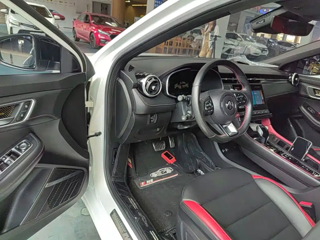 MG MG6 — миниатюра 16