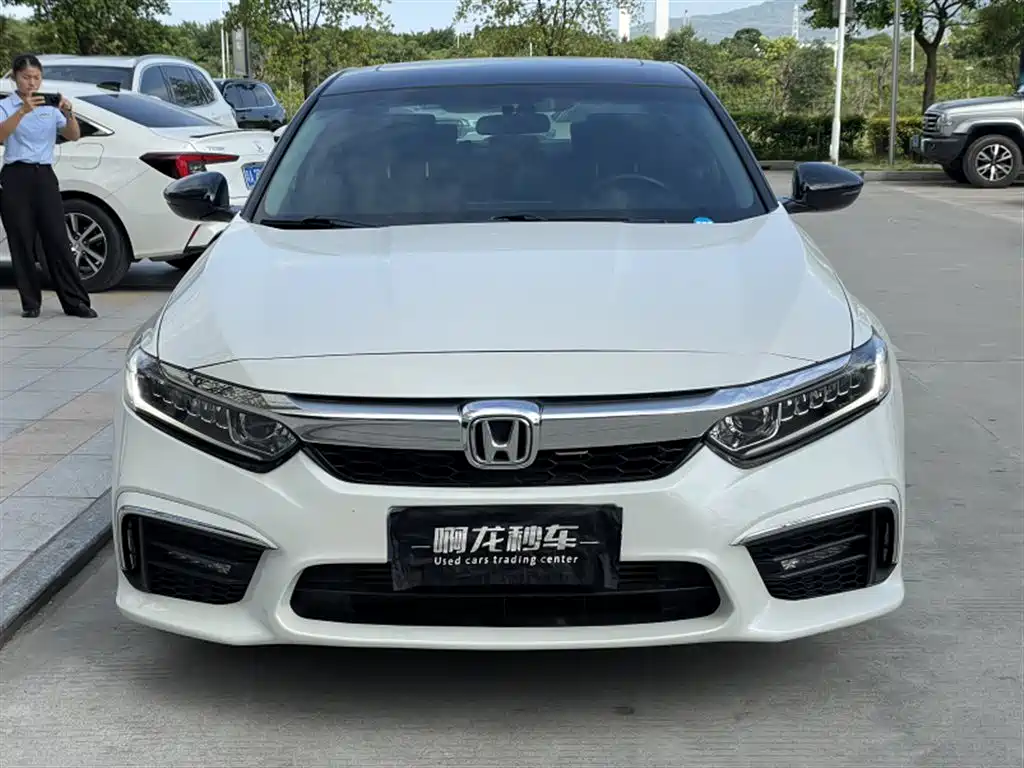 Honda Inspire