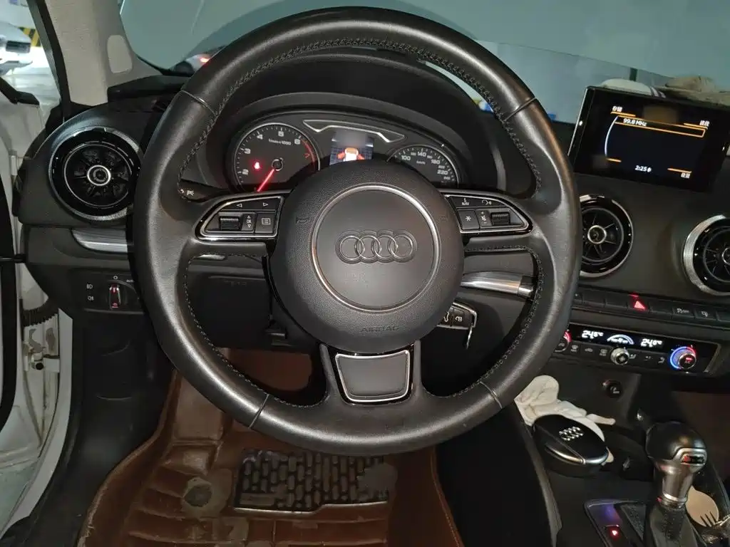 Audi A3 (Import) — миниатюра 3