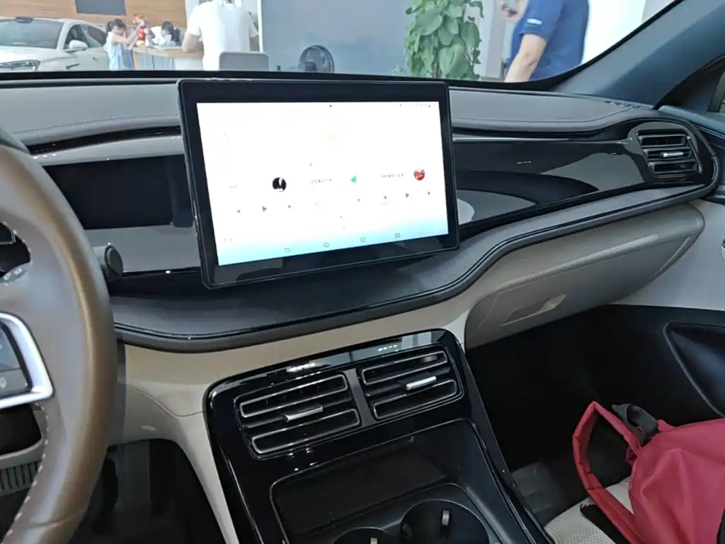 BYD Qin PLUS — миниатюра 13