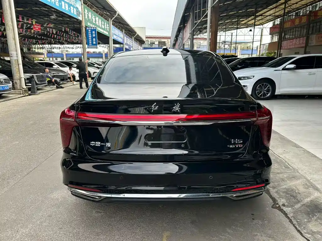 Hongqi Hongqi H5 — миниатюра 14