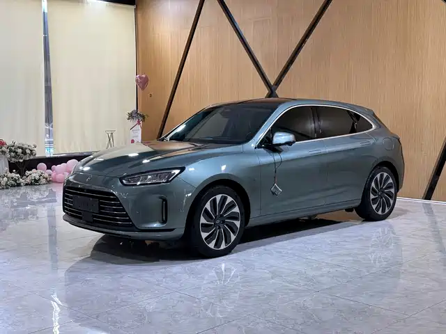 AITO M5