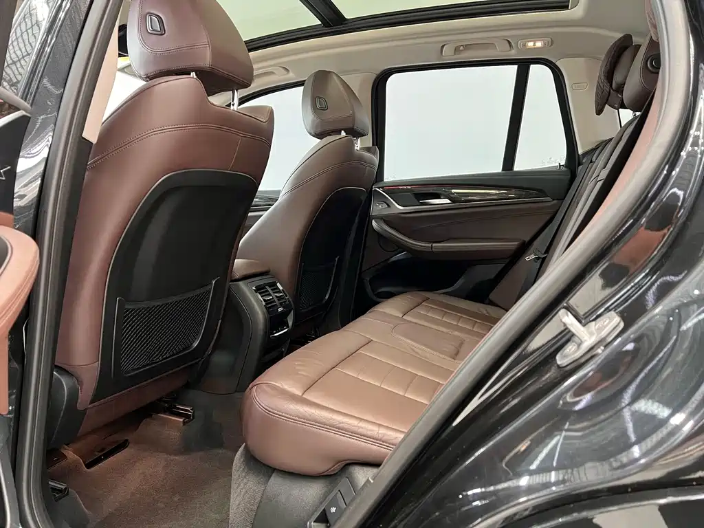 BMW X3 — миниатюра 16