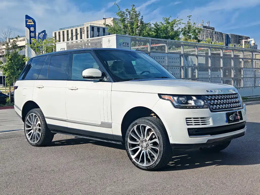 Land Rover Range Rover — миниатюра 2