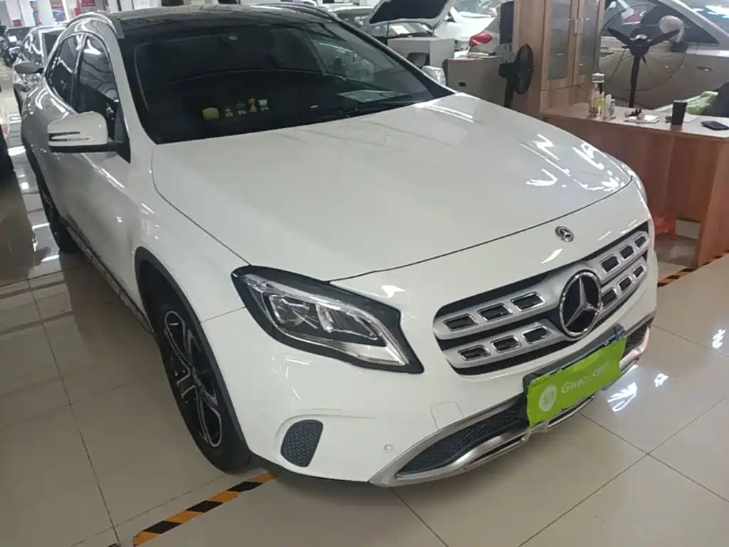Mercedes-Benz GLA — миниатюра 4
