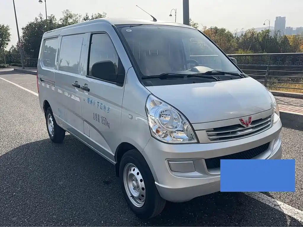 Wuling Rongguang — миниатюра 5