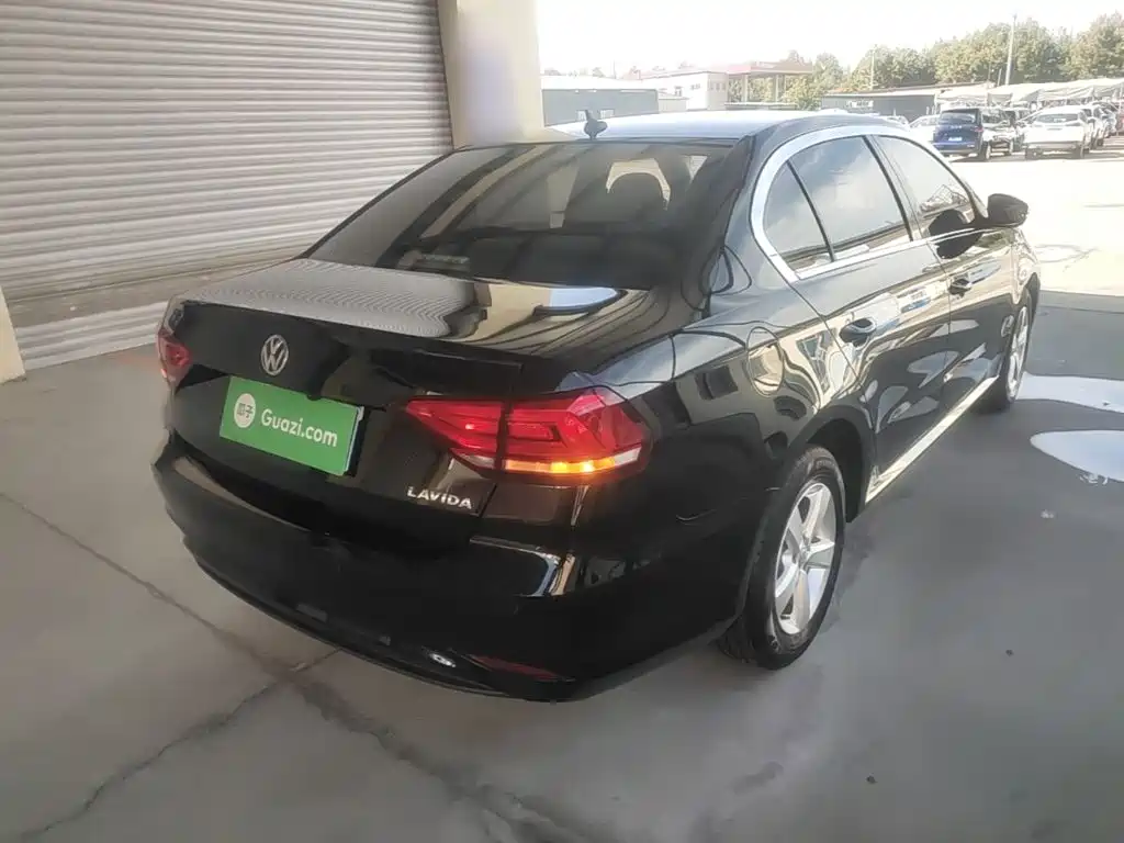 Volkswagen Lavida — миниатюра 7