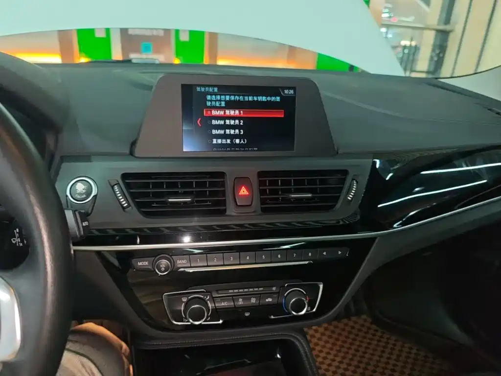 BMW 1 Series — миниатюра 13