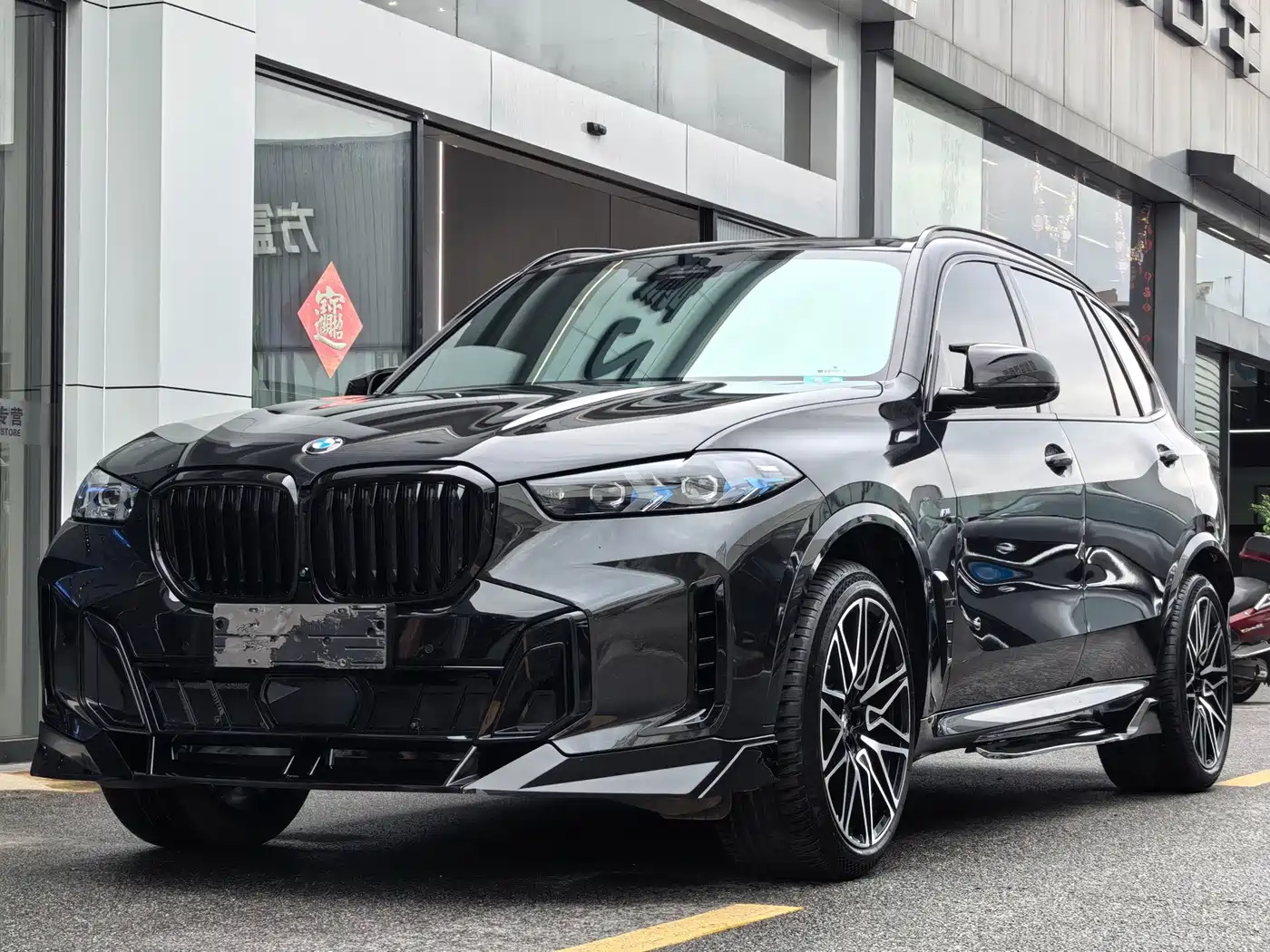 宝马X5 2023款 xDrive 40Li M运动曜夜套装 2023