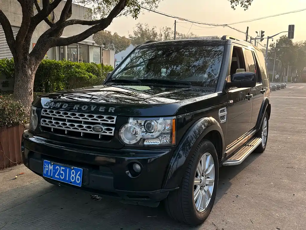 Land Rover Discovery 2012