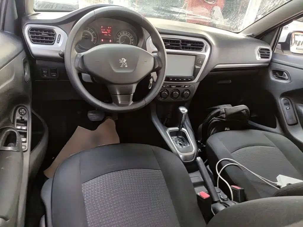 Peugeot 301 — миниатюра 10