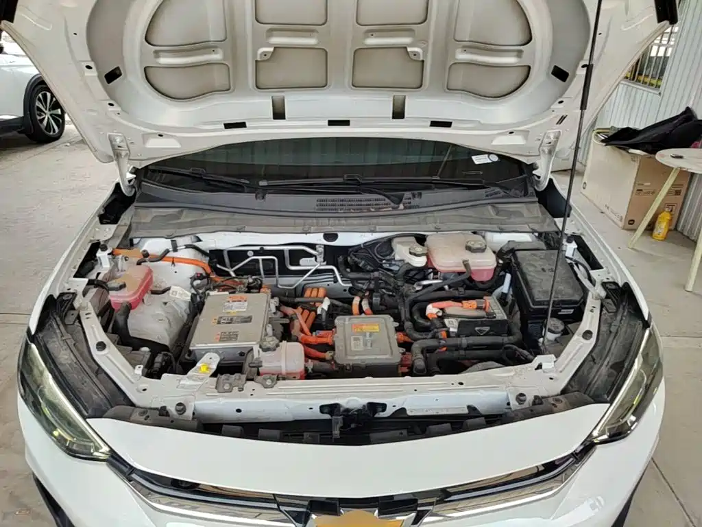 Chevrolet Menlo — миниатюра 20