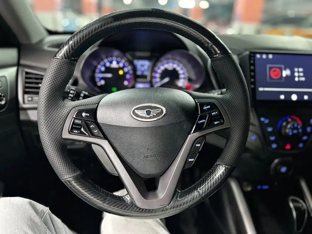 Hyundai Veloster — миниатюра 9