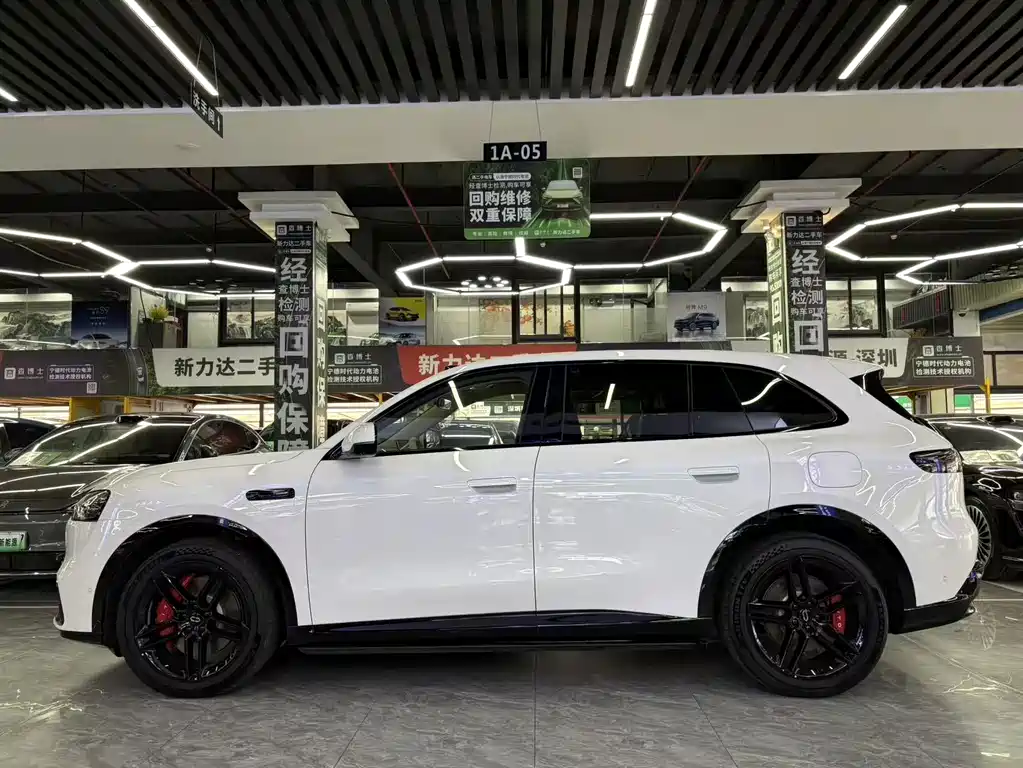 AITO AITO M6 — миниатюра 3