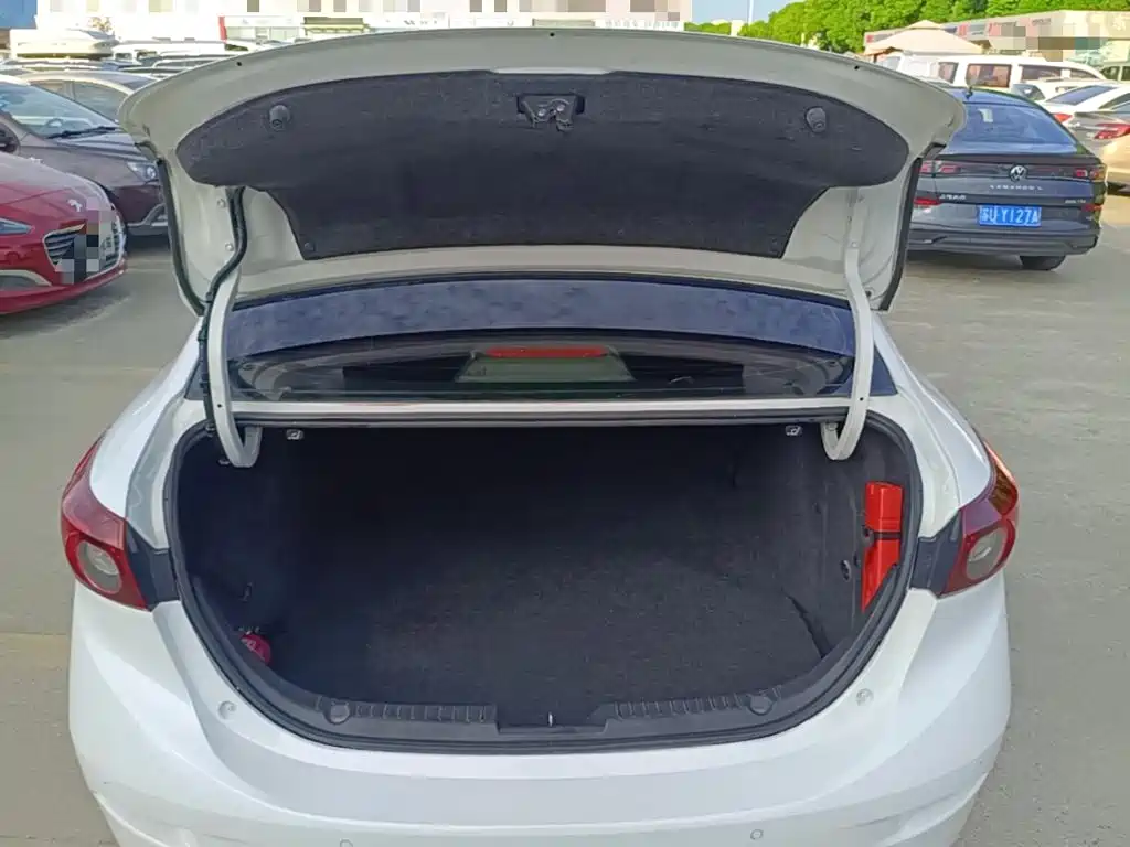 Mazda 3 Axela — миниатюра 19