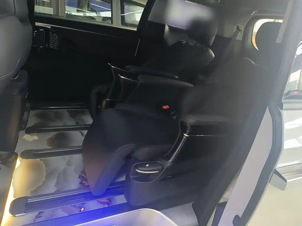 GAC Motor Trumpchi M8 — миниатюра 17