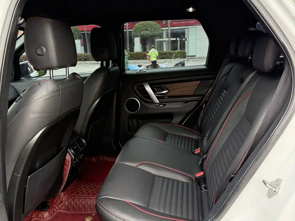 Land Rover Discovery Sport — миниатюра 13