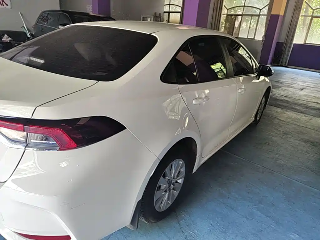 Toyota Corolla — миниатюра 7