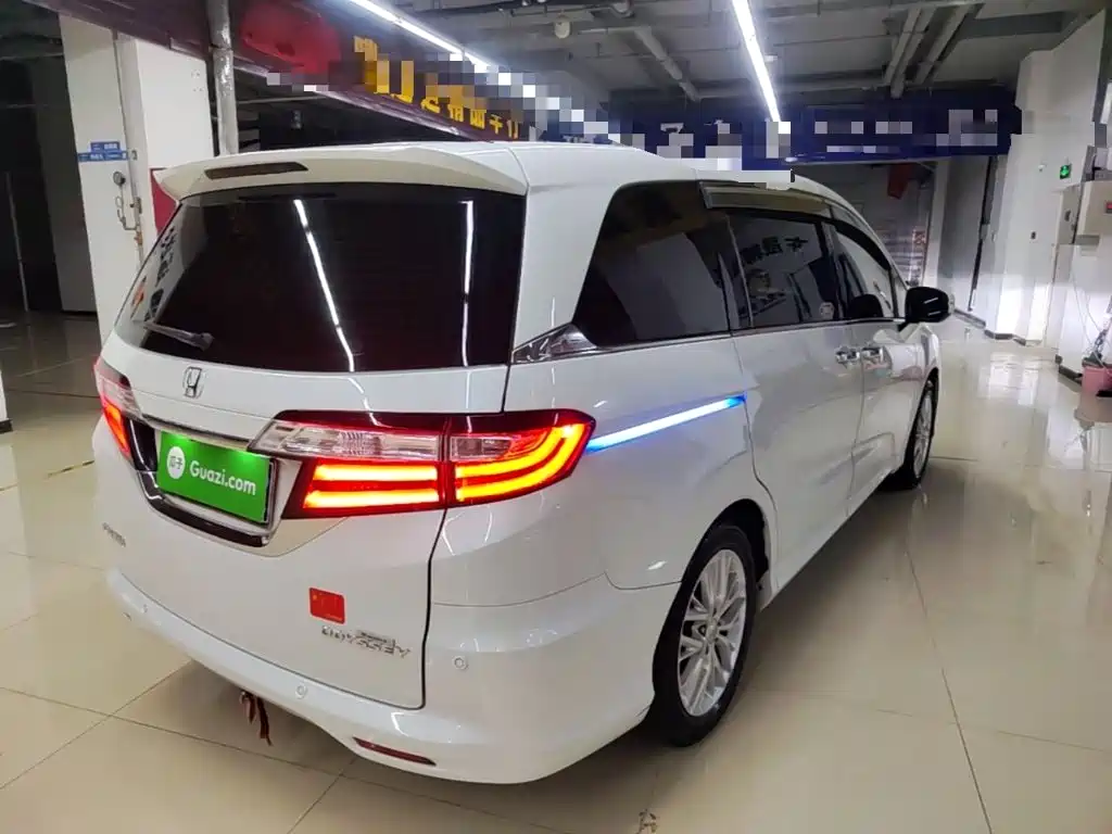 Honda Odyssey — миниатюра 7