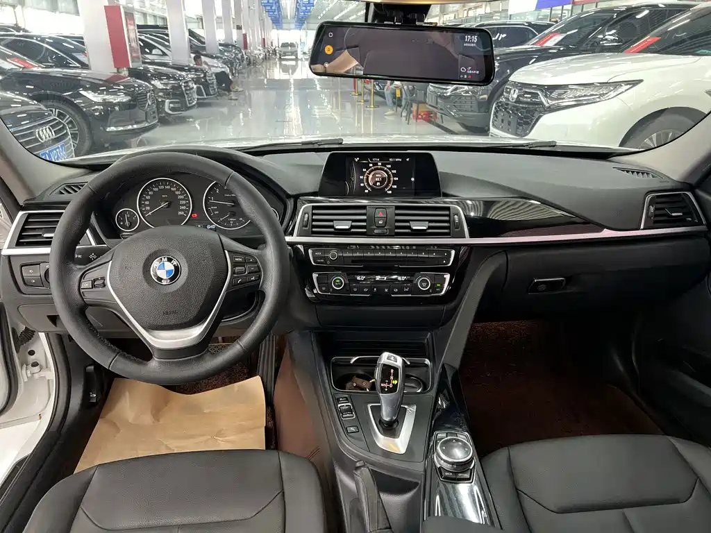 BMW 3 Series — миниатюра 6